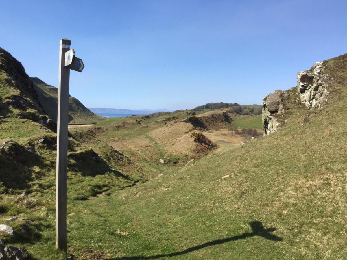 ロスシーChapelhill Hideaway Isle Of Bute Licence Ar00654Fアパートメント エクステリア 写真